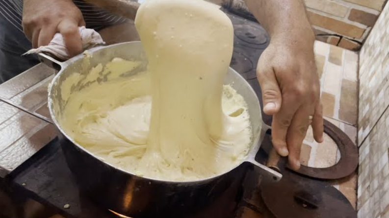 Requeijão de Corte Caseiro Tradicional