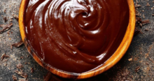 Mingau de Maizena com Chocolate: Receita Rápida, Cremosa e Muito Barata